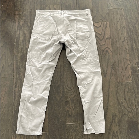Men’s Gray Theory Pants - Picture 3 of 3